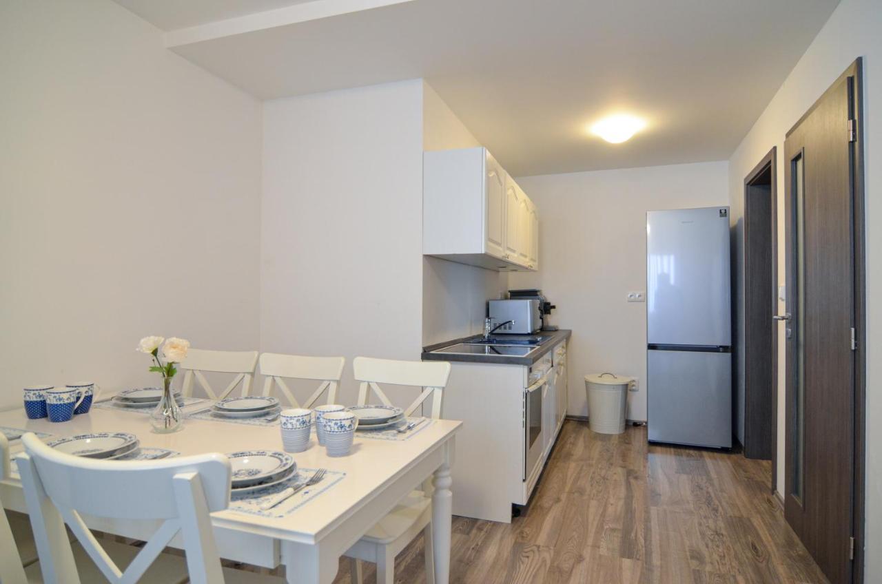 Apartmany Zajecak Zaječí Zewnętrze zdjęcie