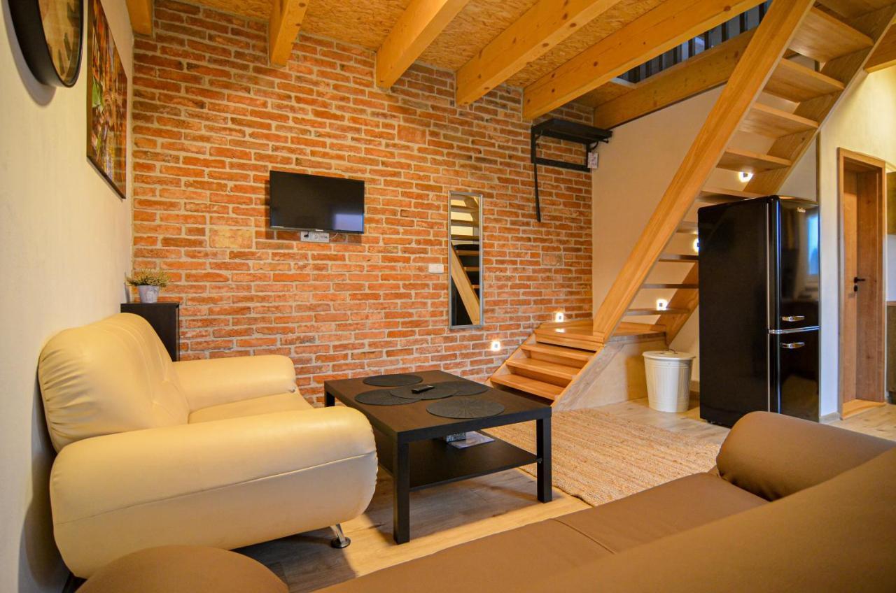 Apartmany Zajecak Zaječí Zewnętrze zdjęcie